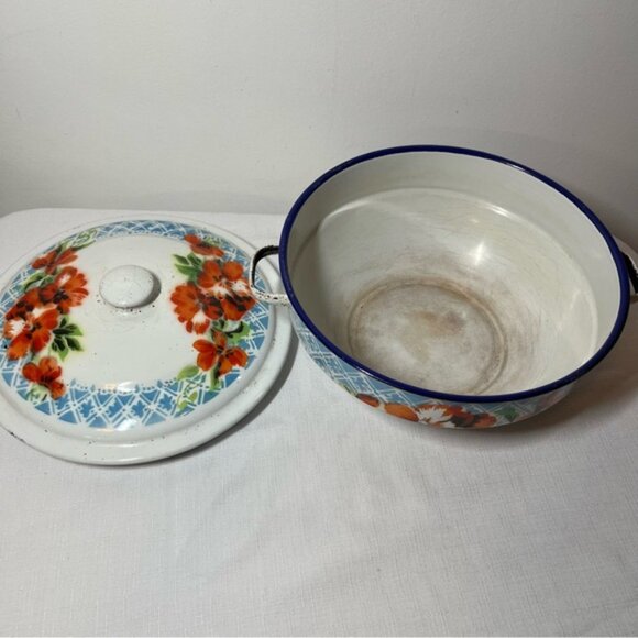 Vintage Lucky Elephant Chinese White Floral Enamel Casserole Rice Dish Pot w Lid - Picture 4 of 7